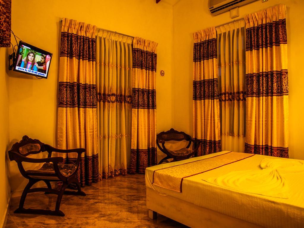 Gt Homes Peradeniya Extérieur photo