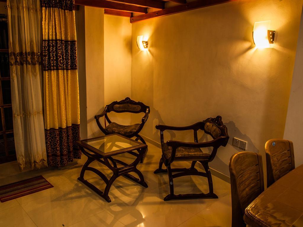 Gt Homes Peradeniya Extérieur photo